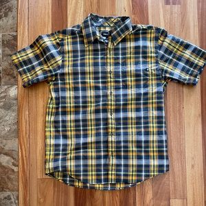 Mens button down t-shirt - size Large